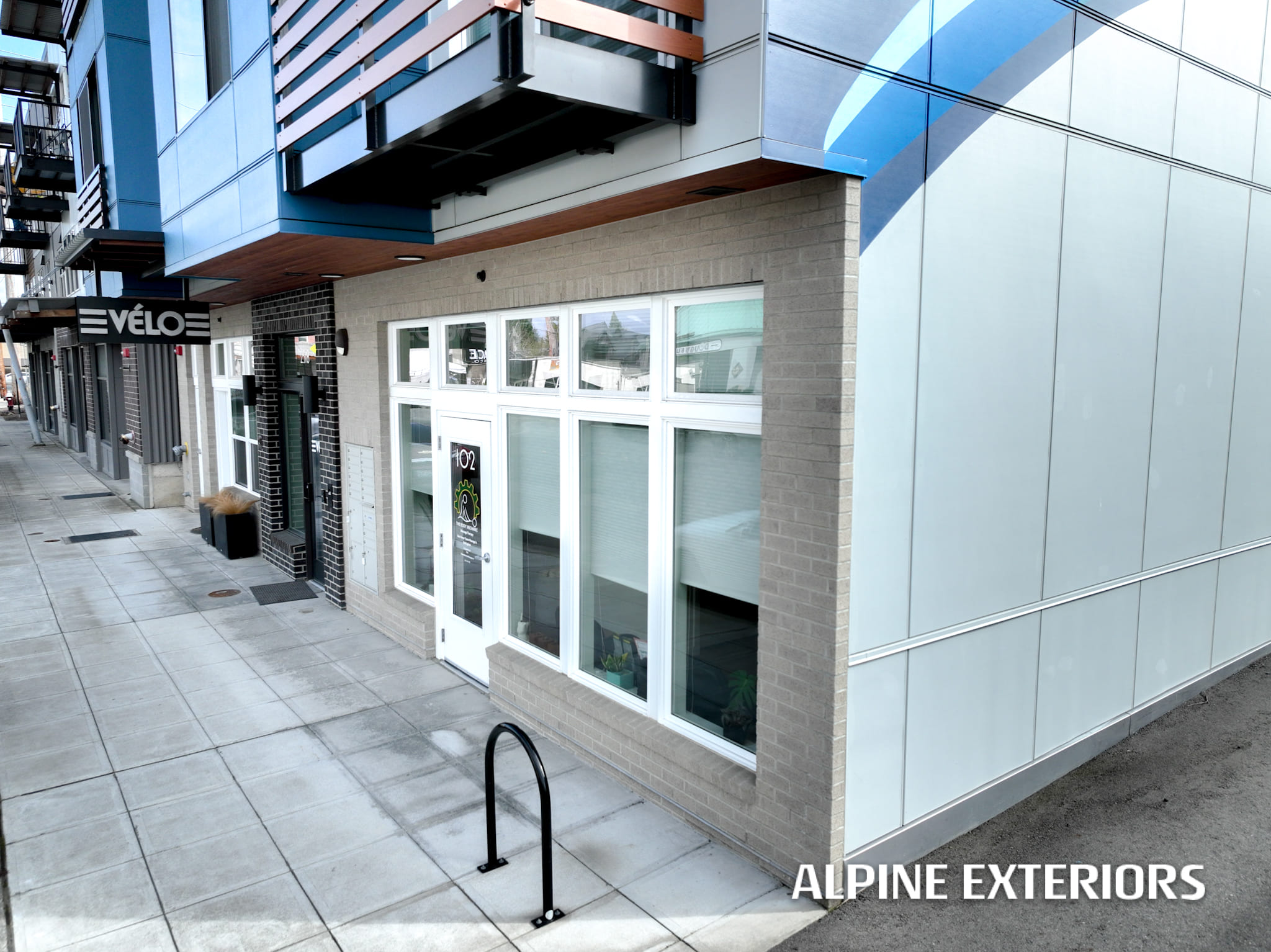 Lynnwood fiber cement siding black trim windows siding paint combo